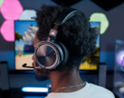 CORSAIR lanza los auriculares VIRTUOSO MAX con cancelación de ruido activa y Dolby Atmos para juegos ultrainmersivos; disponibles en versiones para PC y Xbox