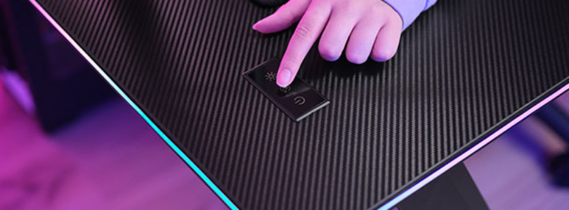 Trust presenta la mesa gaming RGB Luminus Pro