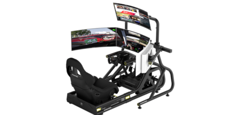 Fanatec revoluciona la experiencia de simulación de carreras con el ClubSport GT Cockpit